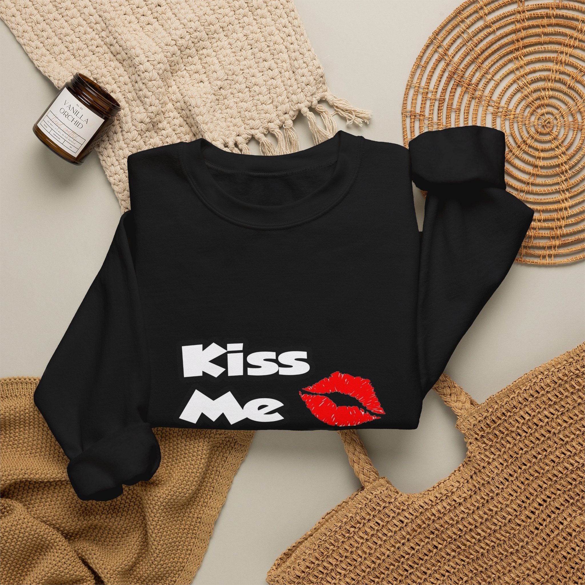 Kiss Me...I Am A Nurse - Unisex Heavy Blend™ Crewneck Sweatshirt