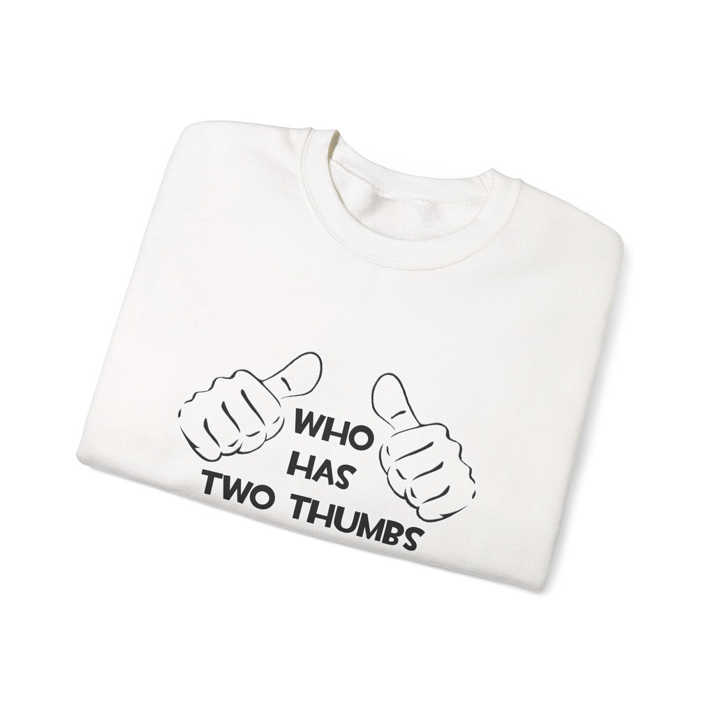 Two Thumbs and Loves Being an Astronomer - Unisex Heavy Blend™ Crewneck Sweatshirt