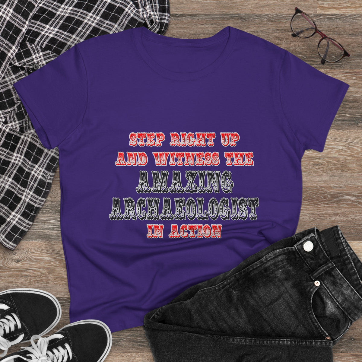 Amazing Archaeologist In Action - Women's Midweight Cotton Tee